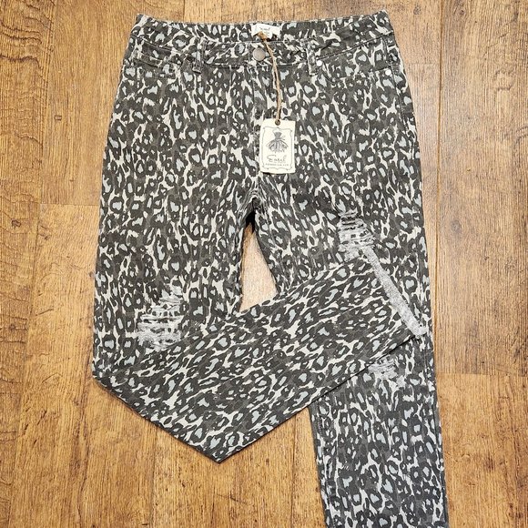 easel Jeans Easel Gray Animal Print Skinny Distressed Jeans Large